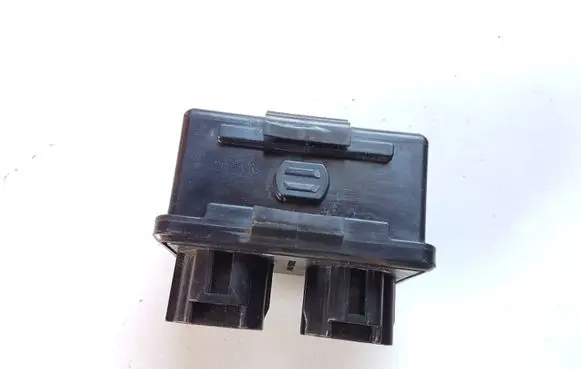 Subaru Tribeca Window wiper relay 86121XA00A