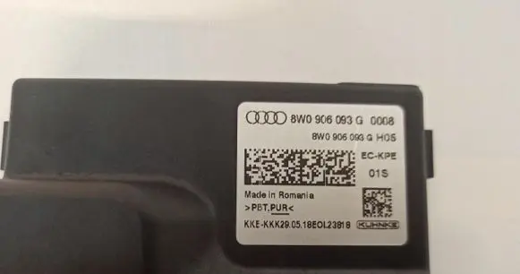 Audi A4 S4 B9 8W Fuel pump relay 8W0906093G