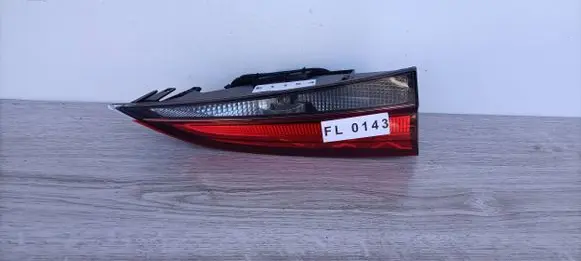 Skoda Scala Tailgate rear/tail lights 657945093