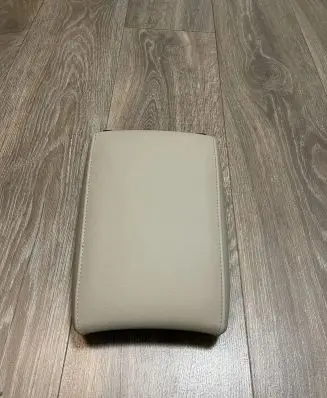 Honda CR-V Armrest