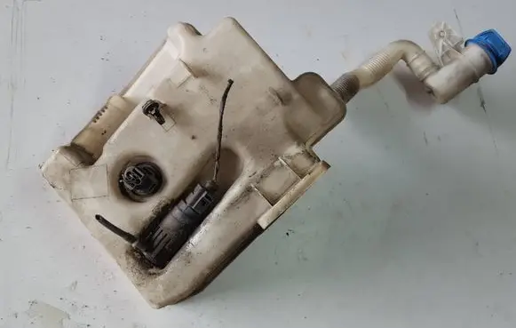Skoda Superb B6 (3T) Lamp washer fluid tank 