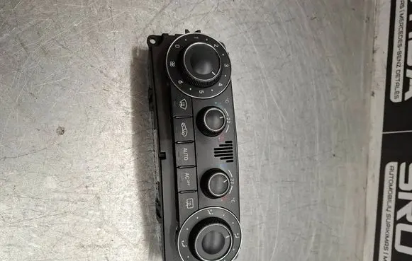 Mercedes-Benz CLK A209 C209 Climate control unit A2038301785