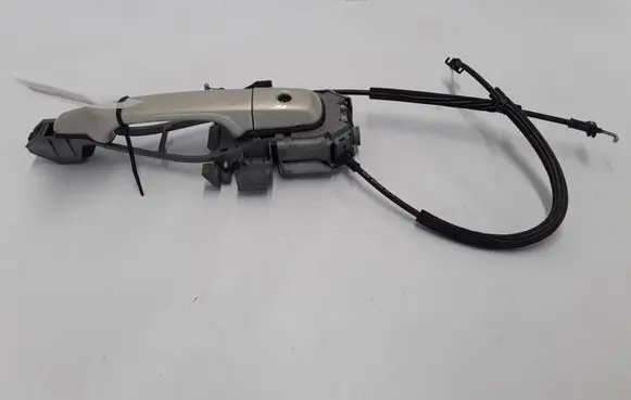 Volvo C70 Front door exterior handle 30784198