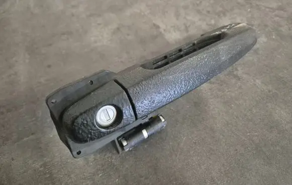 Toyota Hilux (AN10, AN20, AN30) Front door exterior handle