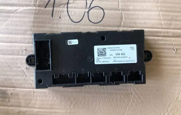 Volkswagen Caddy Climate control unit 5WA907007AB 9015529800