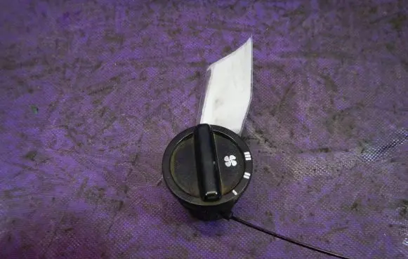 Interior fan control switch
