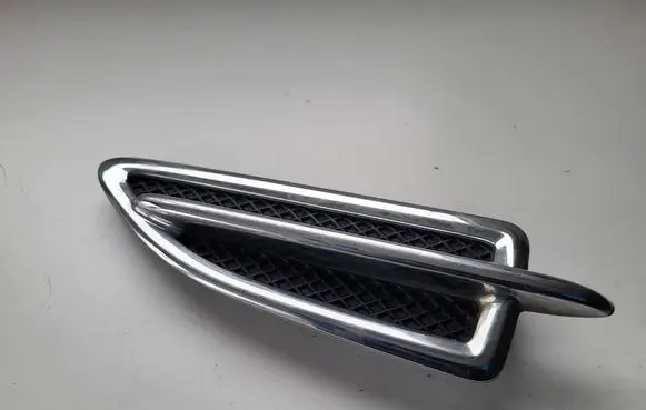 Ford Kuga II Fender trim (molding)