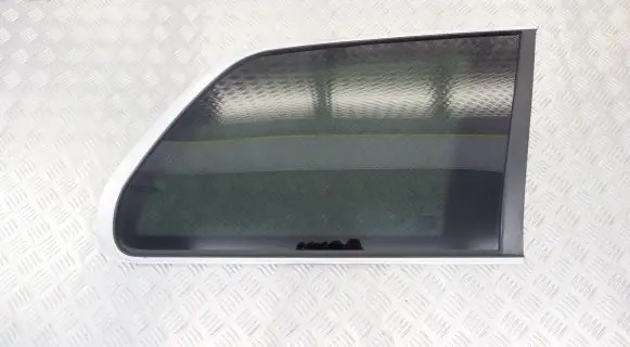 Volvo XC90 Rear side window 30674957 30674959