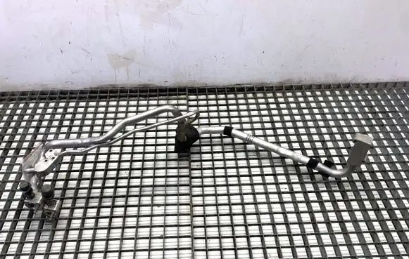 Volvo S90, V90 Air conditioning (A/C) pipe/hose 31694260
