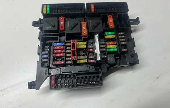 BMW X2 F39 Fuse module 9270356