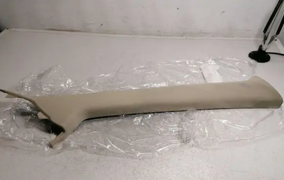 Toyota Avensis T270 (A) pillar trim 6221105040 6221105050