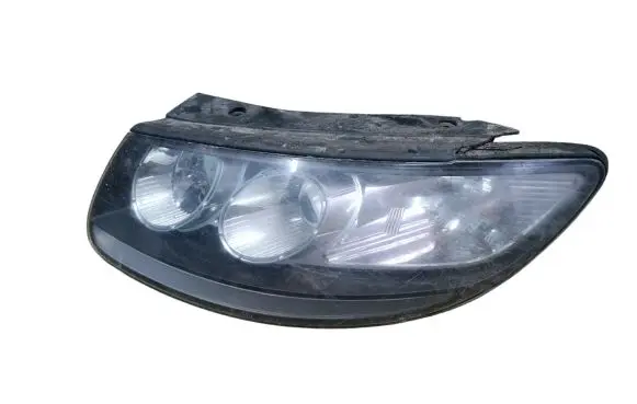 Hyundai Santa Fe Headlight/headlamp