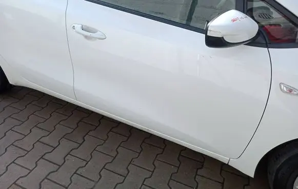 KIA Ceed Front door