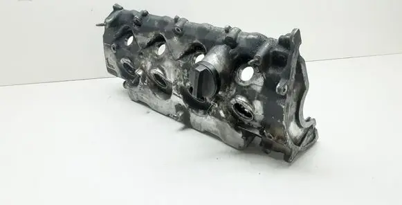 Toyota Corolla Verso E121 Rocker cam cover 