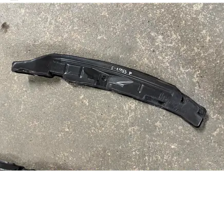 Suzuki SX4 S-Cross Fender foam support/seal 7235161M0R