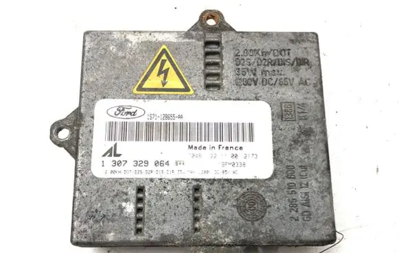 Ford Mondeo Mk III Voltage converter/converter module 1S71-128655-AA
