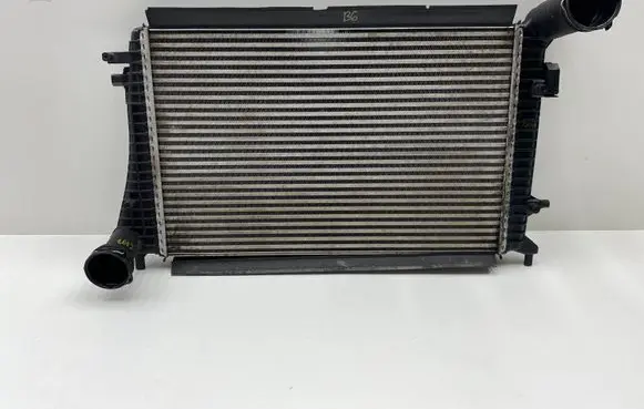 Volkswagen PASSAT B6 Intercooler radiator 3C0145803G