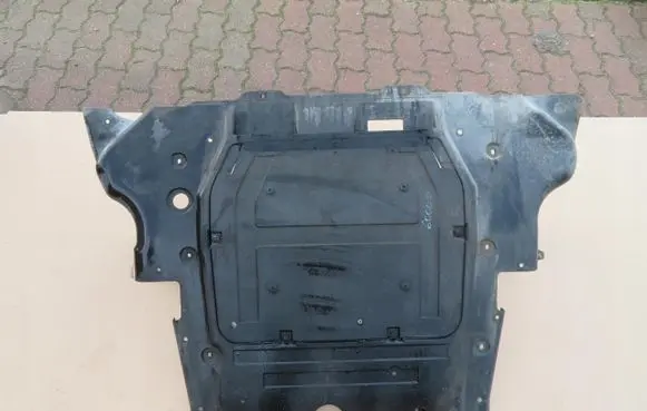 Engine splash shield/under tray