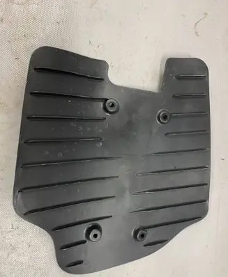 BMW 8 G14 Rear underbody cover/under tray 6861143 33306861143