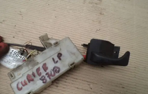 Ford Courier Front door lock