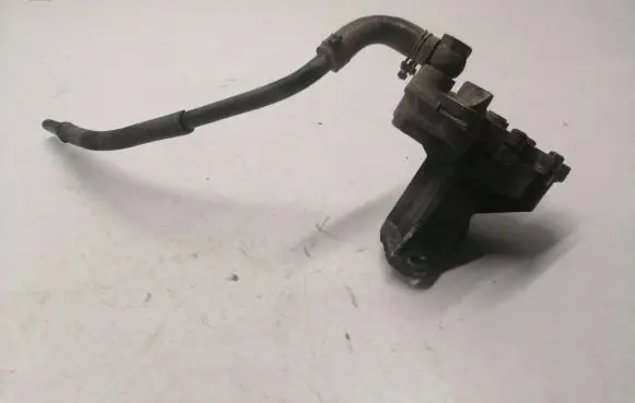 Vacuum pump
