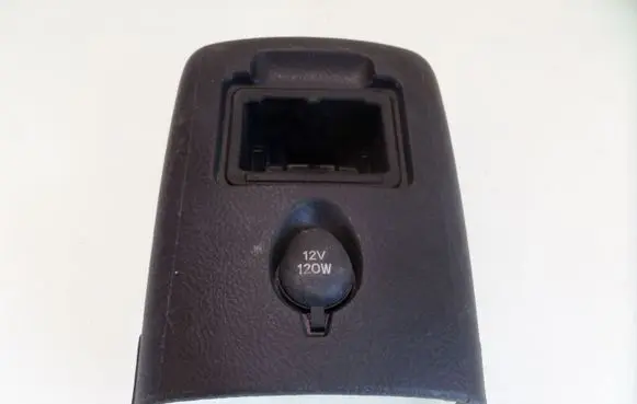 Toyota Avensis T250 Ashtray (front) 7413002020 5892305020