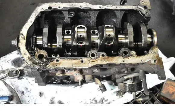 Toyota Corolla Verso E121 Engine block 1CD