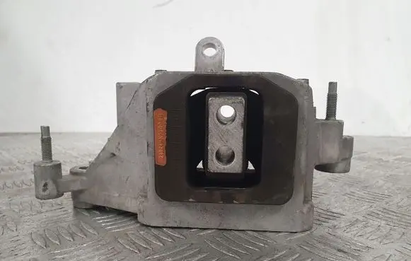 Hyundai H-1, Starex, Satellite Gearbox mounting bracket 21824N9500