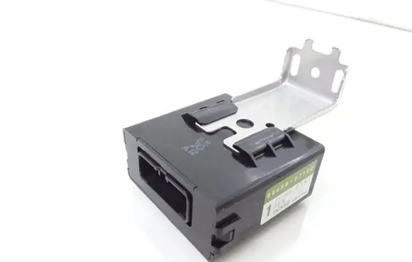 Toyota Yaris Other control units/modules 8865052100 2773000751