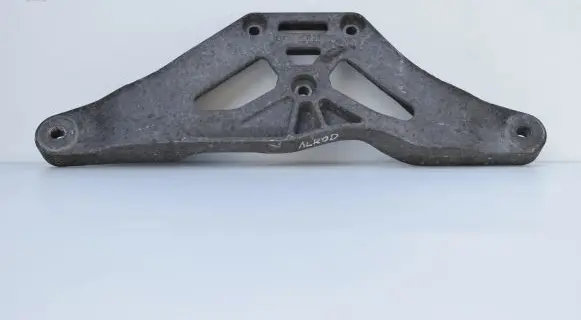 Audi A6 S6 C6 4F Rear differential/diff mount bracket 4F0599287