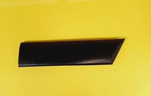 Suzuki Baleno EG Front arch trim 