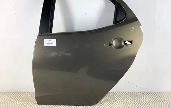 Toyota Yaris Rear door 