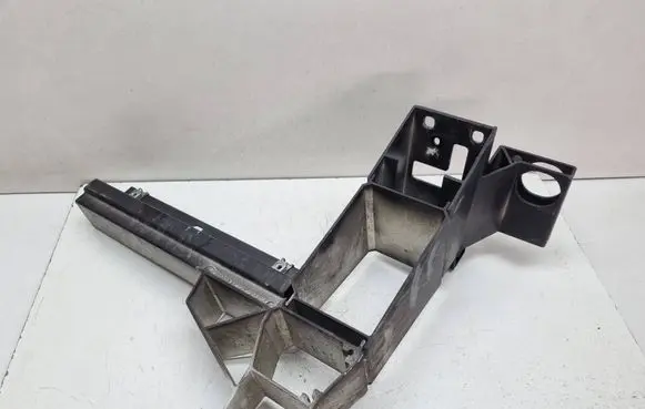 BMW X3 F25 Radiator support slam panel bracket 10031013 51641031013