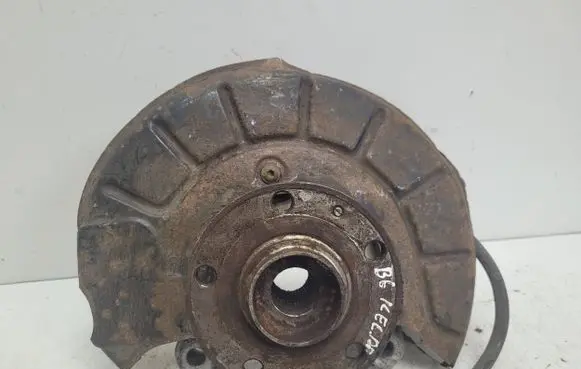 Volkswagen PASSAT B6 Front wheel hub
