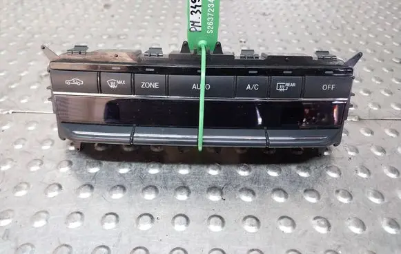 Mercedes-Benz E W212 Climate control unit S26372349 A2129004100