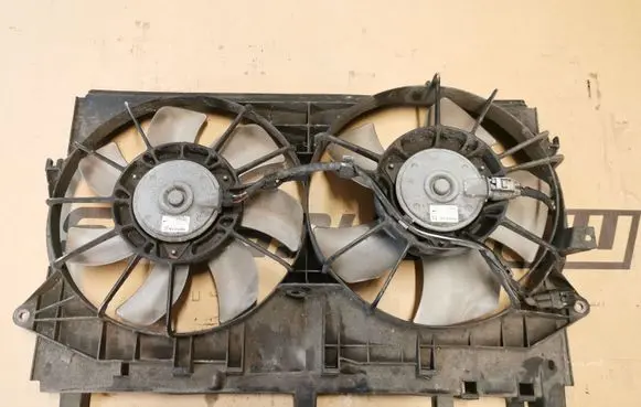 Toyota Avensis T250 Fan set 1227508403