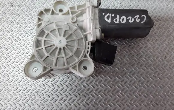 Mercedes-Benz C W203 Front door window regulator motor A2118201842