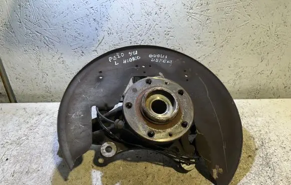 Peugeot 508 RXH Front wheel hub