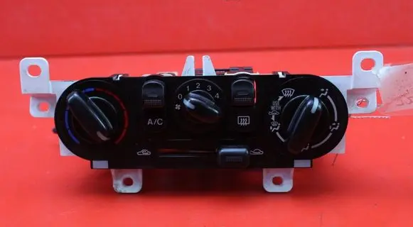 Mazda 323 Climate control unit