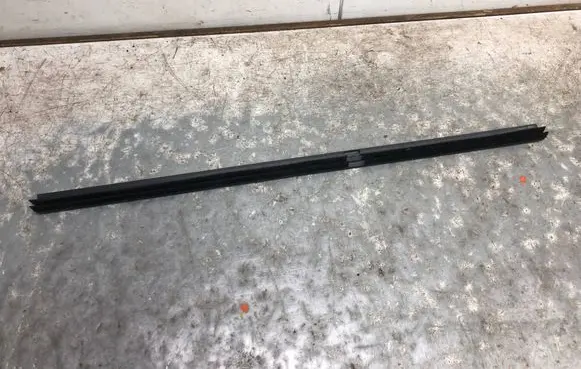 Volkswagen Crafter Door glass trim 7C0837472A-BILI 7C0837472A