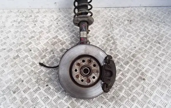 Volkswagen PASSAT CC Front wheel hub spindle knuckle 3C0413031AH 46ZFV260 824904004447