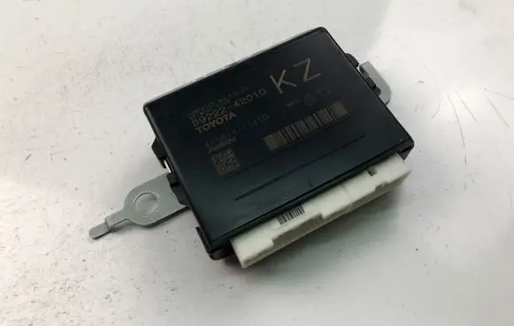 Toyota RAV 4 (XA50) Other control units/modules 8922242010