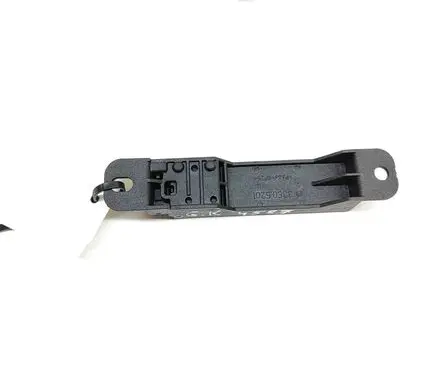Mercedes-Benz EQC Keyless system antenna A2059053005