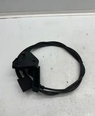 Engine bonnet (hood) release handle