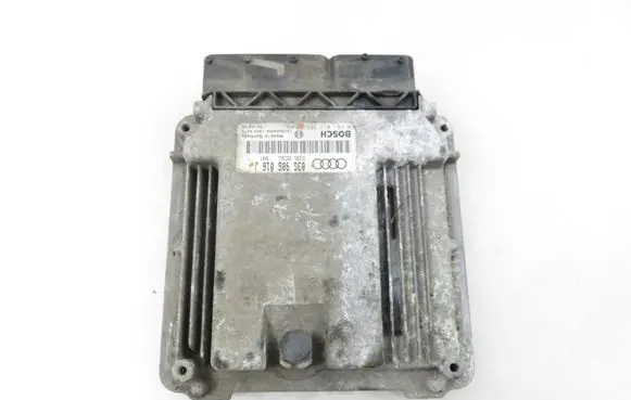 Audi A3 S3 8P Engine control unit/module 0281011383 03G906016J