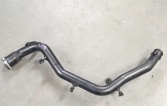 Intercooler hose/pipe