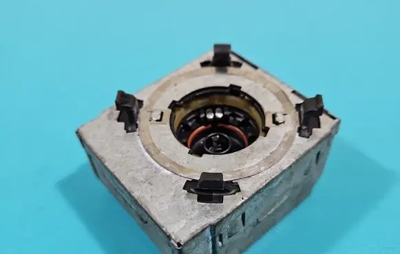 Nissan Primera Xenon bulb 5DD00831950 IMPRK1402570