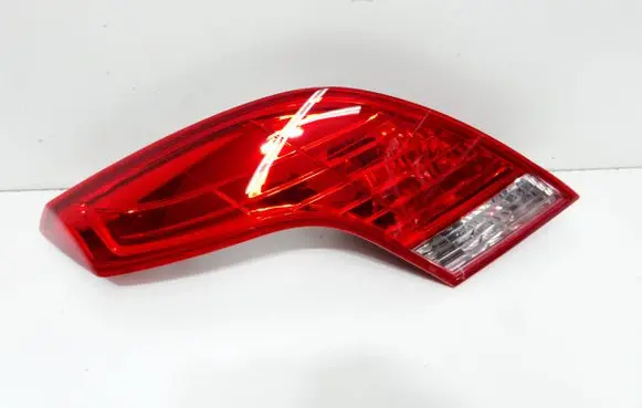 Ford Focus Rear/tail lights 6N4113A603A