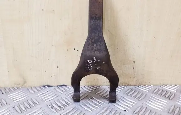 Toyota Corolla Verso E121 Clutch release arm fork 