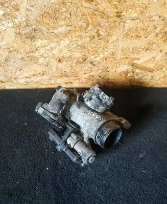 Volvo V70 EGR valve 30774812